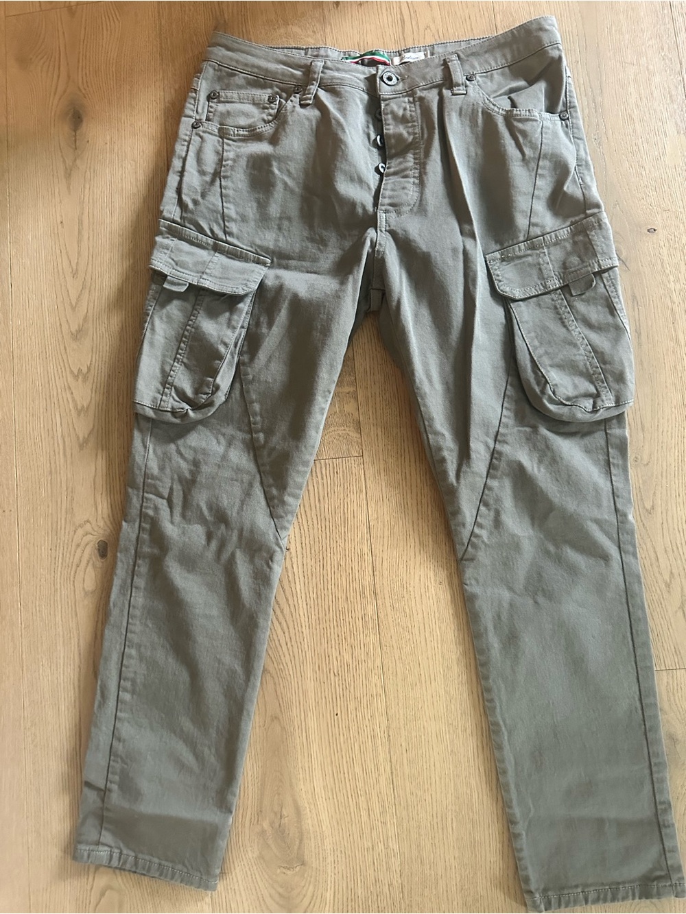 PLEASE ITALIAN SLIM FIT  KHAKI CARGO JEANS WOMENS SZ MEDIUM